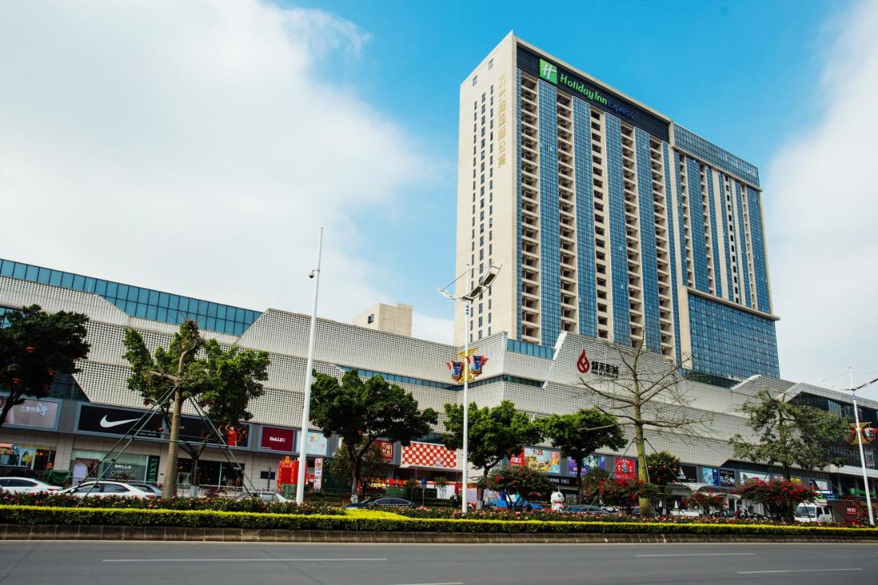 Holiday Inn Express Jiangmen Jianghai By Ihg Buitenkant foto